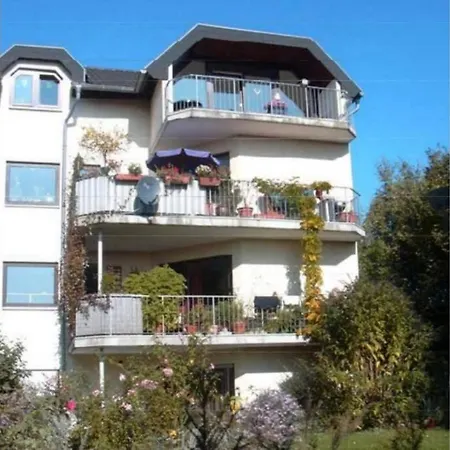 Souterrainwohnung mit großem Garten und Sauna Kassel Exterior foto