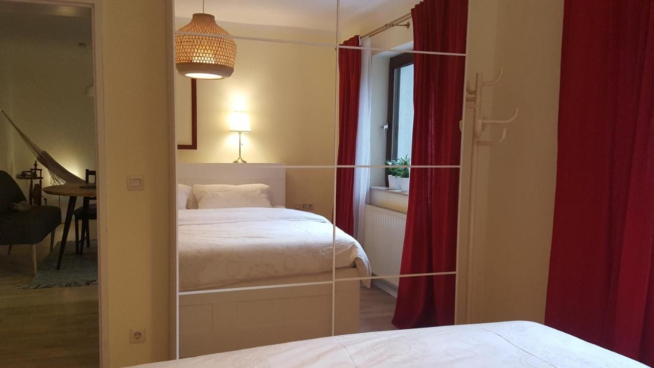 Apartment Souterrainwohnung Mit Großem Garten Und Sauna