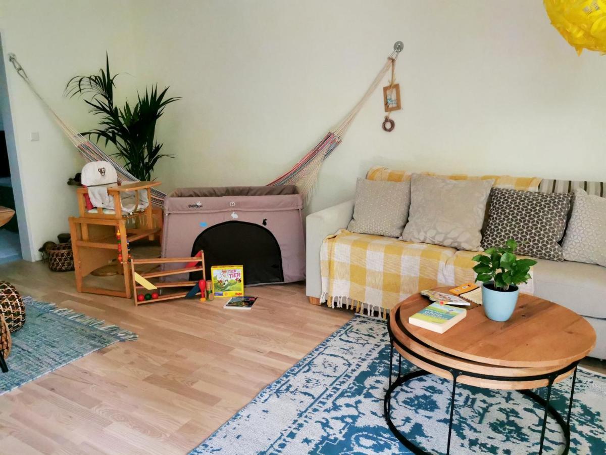 Souterrainwohnung Mit Großem Garten Und Sauna Apartment *