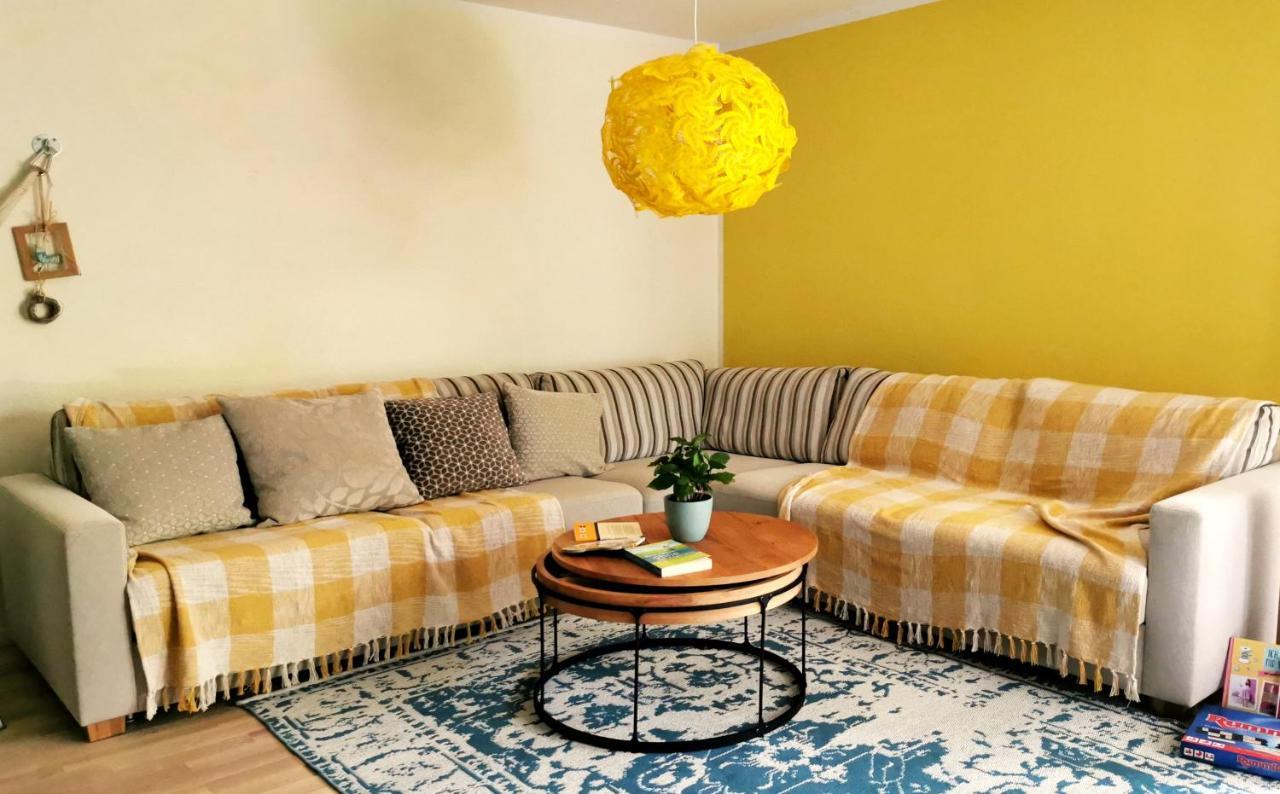 Souterrainwohnung Mit Großem Garten Und Sauna Apartment Kassel
