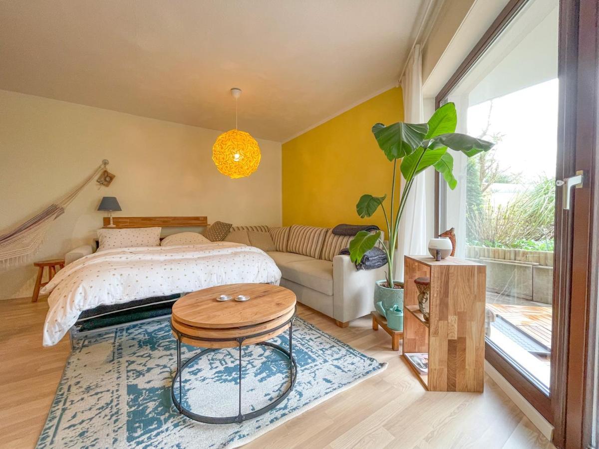 Souterrainwohnung Mit Großem Garten Und Sauna Apartment Kassel